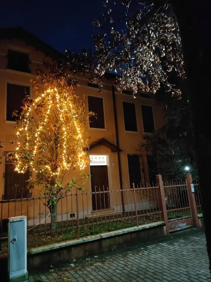 דירות מאנטובה Casa Timoteo 0*,
